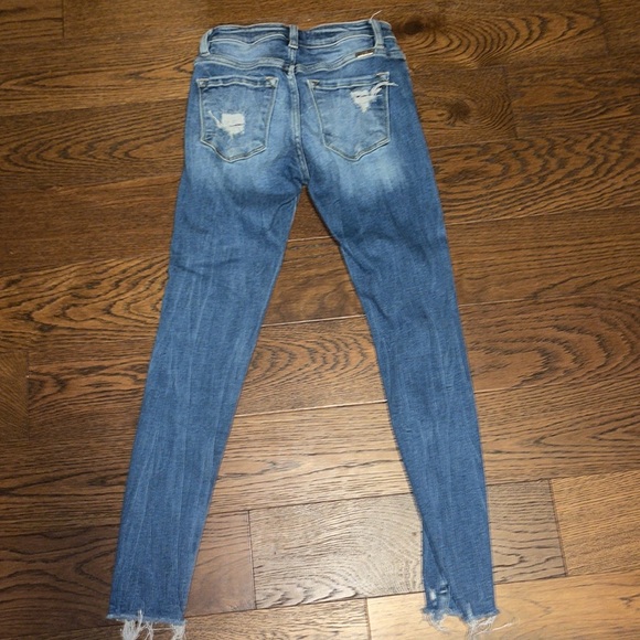 Women’s SIZE 25 RIPPED SKINNY JEANS - Picture 3 of 3